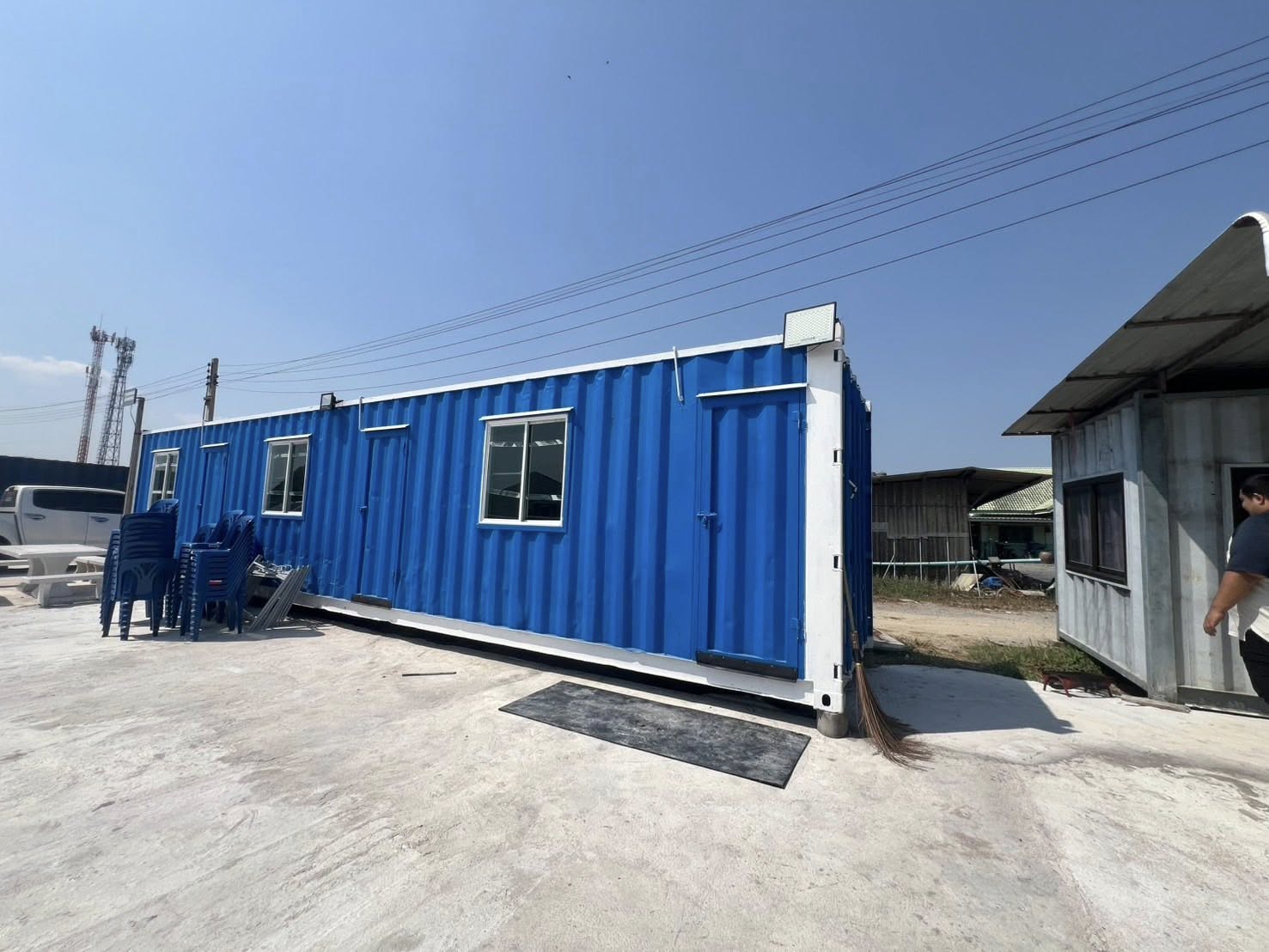 งานทำหลังคาโรงจอดรถ และคลุมตู้คอนเทนเนอร์ 